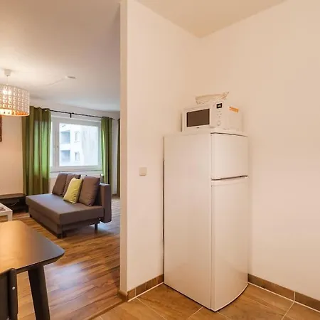 Schoene 2-zimmerwohnung In Hannover-list * הנובר