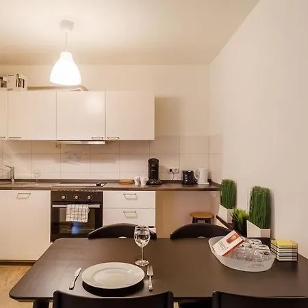 Schoene 2-zimmerwohnung In Hannover-list Hannover